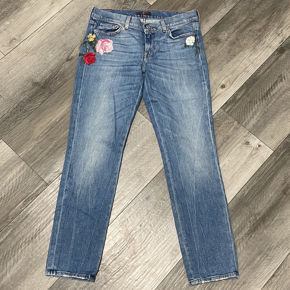 7 FOR ALL MANKIND, Roxanne Cropped Embroidered Floral Jeans, size 28 - Picture 1 of 3